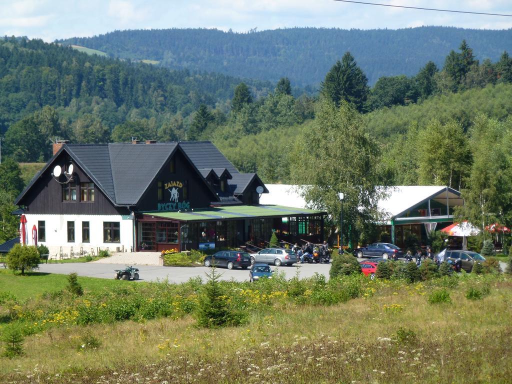 Zajazd Byczy Rog Międzylesie Exteriör bild